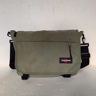 Eastpak Slingbag