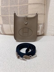 Hermès Mini Evelyne  Etuope  PHW mini Evelyne 大象灰銀扣
