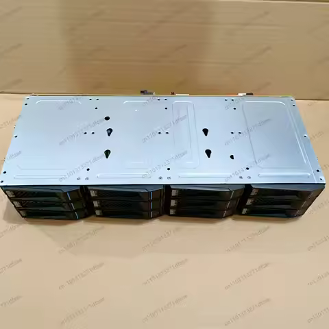 12 Bay 3.5-inch Hard Drive Cage, Hot Swappable 8087 Interface D-type 4ping Power Supply SAS/SATA Sto