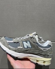 new balance  灰色 ml2002Rdd
