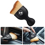 Car Detailing Brushes Car Dust Cleaner Detailing Brush For Car Air Conditioner Air Outlet Cleaning Brush Car Cleaning Brush Auto Maintenance For BMW F30 E60 F10 E90 E46 E36 G20 220I E39 X1 630I 1 4 X5 740LI M3 E30 M4 X4 X3 320I 2 6 7 M850I 730