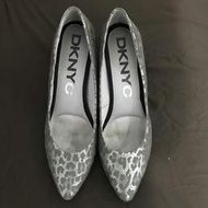 DKNY灰色豹紋高跟鞋 大尺碼9.5號