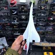 Concorbe 1400 Scale Alloy Southern Airlines โบอิ้ง 777-300ER เครื่องบินโดยสารโลหะรุ่นสำเร็จรูปผลิตภั