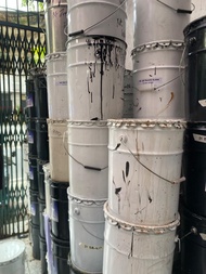 Ember Kaleng Kosong Cat Bekas 20kg Pail