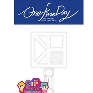 Zheng Ronghe [One Fine Day Hand Lamp] < Hange Shop > CNBLUE Support Light Official Merchandise 2015 