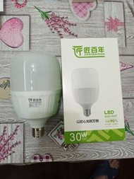 匠佰年 30W LED 燈泡
