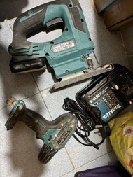 Makita牧田12v無刷JV103積梳跟電批。跟一電一充