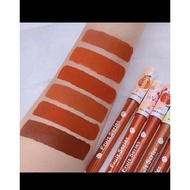 Lipgloss kiss beauty