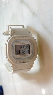 (二手近全新）CASIO卡西歐Baby-G白色方錶