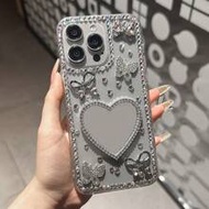 เคสโทรศัพท์ Sheer Luxe Sparkle Edge Mirror, ฝาหลังโทรศัพท์ใส Y2K Pink Heart Glitter พลอยเทียม Butter