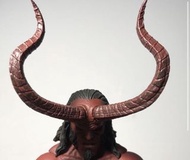 徵收 mezco px hellboy 地獄男爵長角 以及 手型