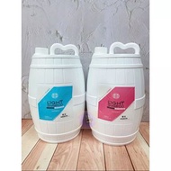 <順豐/葵涌倉自取> Esaki藍光強健潔淨露 紫光舒敏潔淨露 4000ml 洗頭水 洗髮露 E-saki shampoo 家庭裝 大桶裝 洗髮精 崎莎琪 防敏感 公司貨 正版 台灣製造 MIT 台灣
