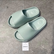 CHÍNH HÃNG - DÉP BÁNH MÌ YEEZY SLIDE SALT - ID5480