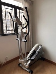 Kettler Vito M 太空漫步機