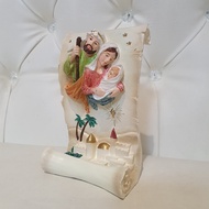 Nativity Holy Family Scroll Belen 9 X 5 x 15 CM (Baby Jesus with Virgin Mary and Saint Joseph) Chris