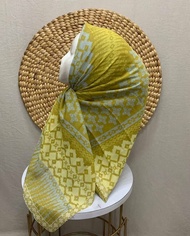 Hijab Segi Empat Voal Motif Batik Warna Kuning Lemon Kerudung Jilbab Terbaru