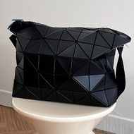 BAO BAO ISSEY MIYAKE 肩背包（全新未使用）