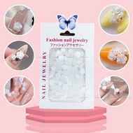 White roses for nail decoration - Super pretty mixed roses in 50v package - beautiful nail decoratio