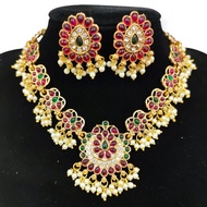 Indian jewelry set / Indian choker sets / Kundan jewelry set / Pearl jewelry / Indian necklaces