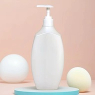 800ML PUMP BOTTLE, STRONG, LONG LASTING, READY WHITE