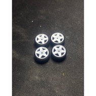 HOTWHEELS Custom tire rims 1:64 fifteen52 tarmac