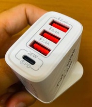 全新現貨 PD 30W 2.4快充充電器 3Usb 加 1 type C 三腳英式插頭 充電器 旅行充電器 usb充電器 電話充電器