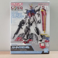 Bandai ENTRY GRADE EG 1/144 GAT-X105 STRIKE GUNDAM 突擊高達