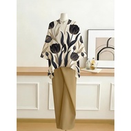 Women's Holiday Outfit - Boho Floral & Plaid Set, V-Neck, Casual Retro Style