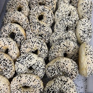 Sesame seed bagel Muslim bagel