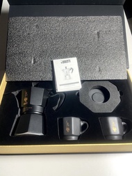 意大利 Bialetti Moka Express Italian Coffee Maker Set with 2 Cups plates set 蒸餾咖啡摩卡壺120ML+咖啡杯80ML 2杯碟2