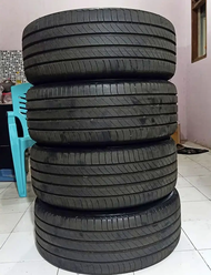 ban mobil ukuran 235/50 R 18 kondisi 75 persen ban copotan