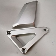 SUZUKI FXR150 FOOTREST BRAKET LH KIRI ORIGINAL FXR