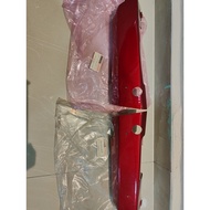 Tail cover (SET KIRI & KANAN) MERAH Y80 ET NOS original (23V-F1731-00-29/23V-F1741-00-29)