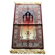 Carpet prayer mat