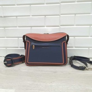 C51998 TAS CHARLES AND KEITH ORIGINAL