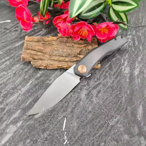 With Clip ZT 0545 Carbon Fiber Handle D2 Steel Folding Pocket Knife EDC Tools Gift for Men Compact U