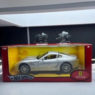 [Ready Stock] Hot Wheels Hot Wheels 1: 18 Ferrari 599GTB Silver Classic Old Car Gift Box Version Ori