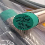 Cylindrical Proximity Switch NBN8-18GM50-E2 DC Three-Wire PNP Normally Open Inductive Sensor Ready S