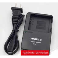 Fujiflm BC-95 BC95 Charger Fujifilm NP-95 NP95 FNP95