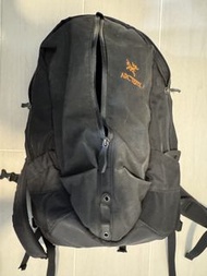 Arc'teryx x BEAMS 黑色背包