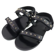 Valentino Garavani Garavani Rockstud 皮革涼鞋，附皮帶，黑色，43 碼，義大利製造，狀況極佳。