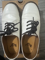 Dr. Martens 1461 白色皮鞋