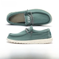 Hey Dude รองเท้าผ้าใบลำลองชาย ทรงหัวมน สวมใส่สบาย ระบายอากาศได้ดี น้ำหนักเบา รองเท้าลำลองสีพื้น ทรงห