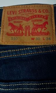 Levis，510型，窄管褲