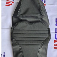 Leather seat cover for cfmoto400sr 675 rr front only