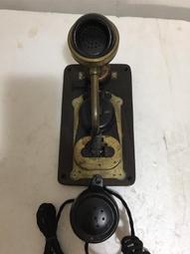 早期掛壁式古董電話