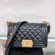 Chanel boy 20 芯片款 黑金小號