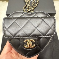 Chanel 25K 愛心腰包