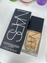 NARS 粉底液 ( 包順豐櫃）