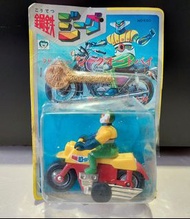 Takara 金剛飛天鑽 Jeeg 電單車，吸塑紙牌膠公仔